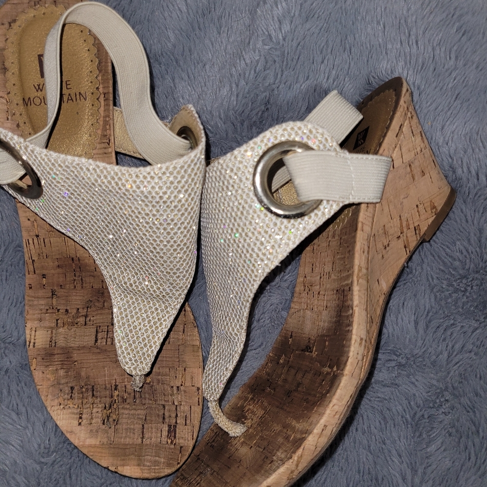 Heels - Picture 2 of 3